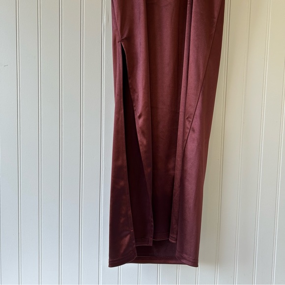 Midi Length Windsor Dress with ruching size L - Picture 4 of 4